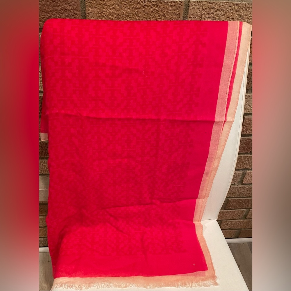 Tory Burch 100% wool scarf
